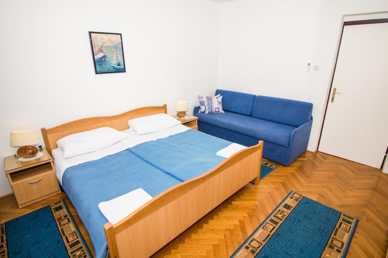 Rooms & Apartment Albina Baska  Exterior photo